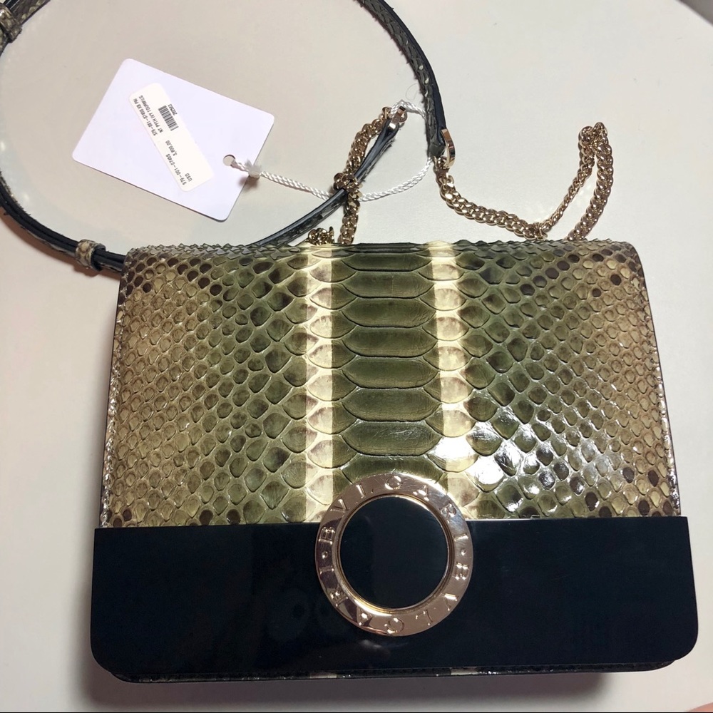 💸 SOLD 🐍 BVLGARI BVLGARI Signature Flap Bag